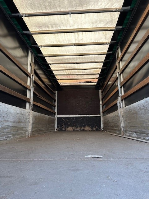 Krone Wechselpritsche BDF-System 7.45m mit Plane und Spriegel, Portaltüren - Toldo carrocería: foto 3 Krone Wechselpritsche BDF-System 7.45m mit Plane und Spriegel, Portaltüren - Toldo carrocería: foto 3