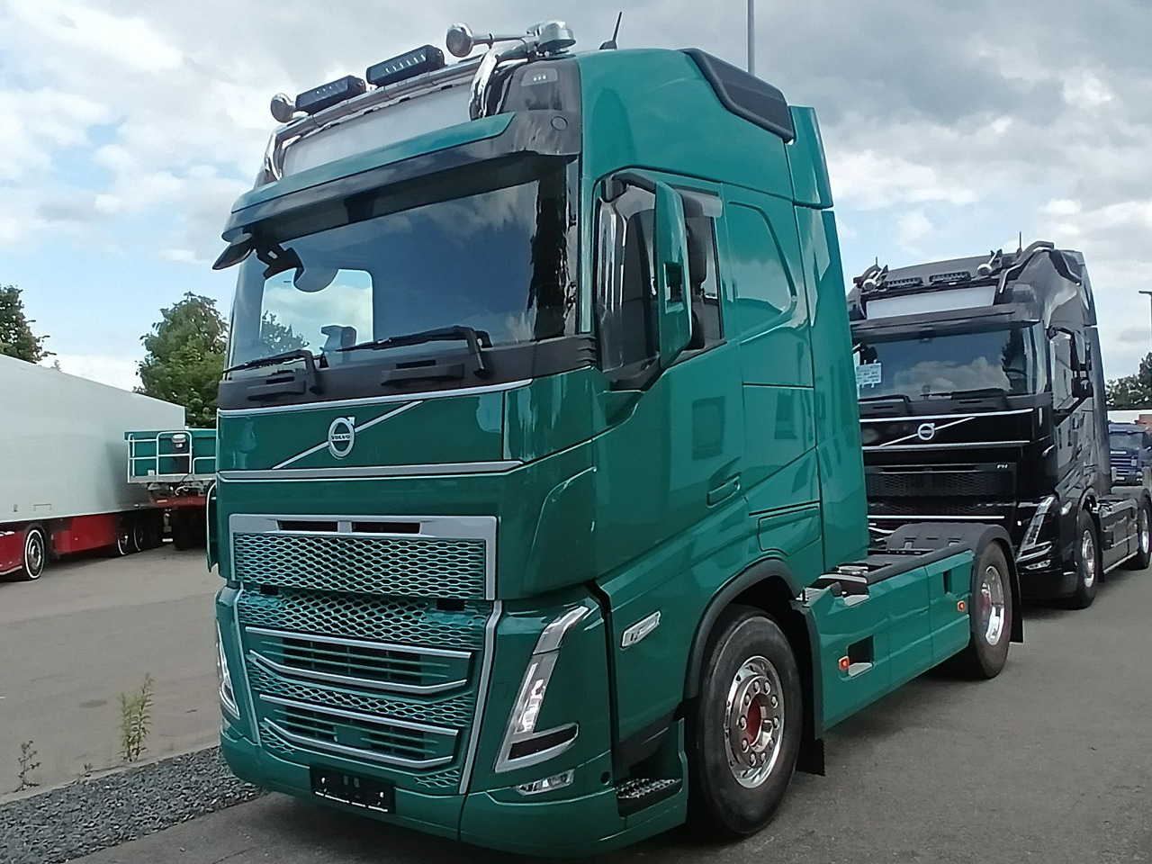Volvo FH 500 4x2T Globe Voll-Luft ACC I-PARC NaviALCOA - Cabeza tractora: foto 2 Volvo FH 500 4x2T Globe Voll-Luft ACC I-PARC NaviALCOA - Cabeza tractora: foto 2