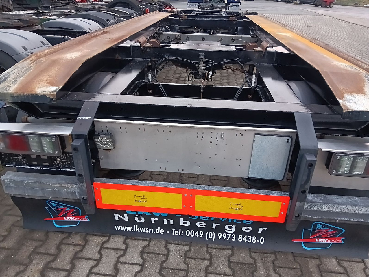 Hüffermann HAR1870 SAF lichtbogenverzinkt4xReifen,BremseNEU - Remolque multilift/ Portacontenedores de cadenas: foto 1 Hüffermann HAR1870 SAF lichtbogenverzinkt4xReifen,BremseNEU - Remolque multilift/ Portacontenedores de cadenas: foto 1