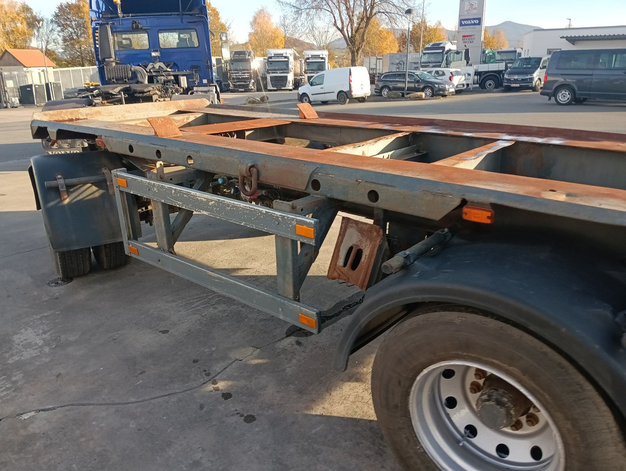 Meiller MEILLER HKM A18AbsetzContainer BPW TÜV Reifen70% - Remolque multilift/ Portacontenedores de cadenas: foto 2 Meiller MEILLER HKM A18AbsetzContainer BPW TÜV Reifen70% - Remolque multilift/ Portacontenedores de cadenas: foto 2