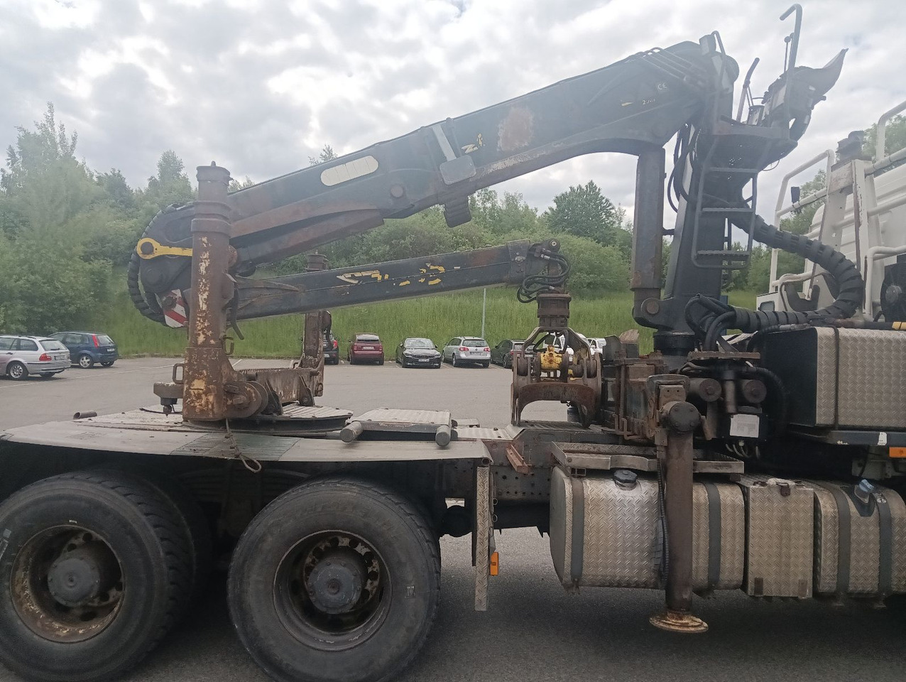 Palfinger EPSILON E250L82 Langholzkran+GLOGGER Aufbau+Anhä - Camión forestal, Camión grúa: foto 1 Palfinger EPSILON E250L82 Langholzkran+GLOGGER Aufbau+Anhä - Camión forestal, Camión grúa: foto 1