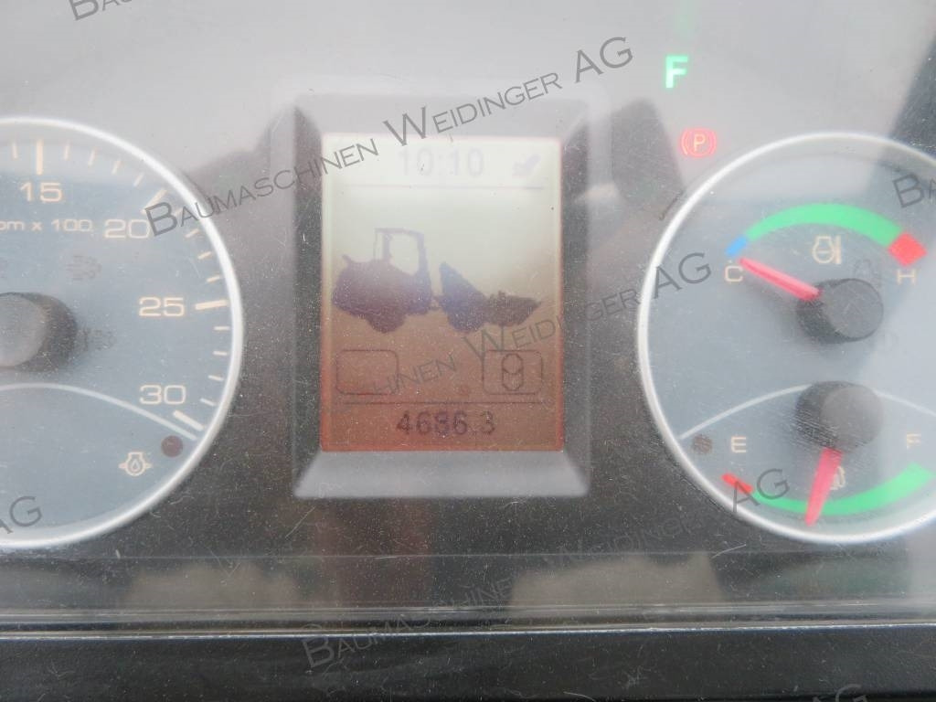 Cargadora de ruedas Hitachi ZW 95: foto 11 Cargadora de ruedas Hitachi ZW 95: foto 11