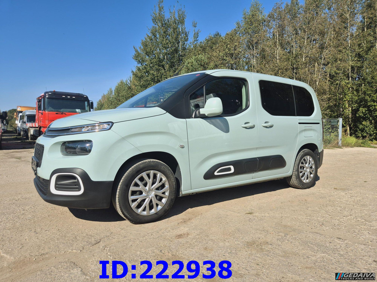 CITROEN Berlingo - Furgoneta de pasajeros: foto 1 CITROEN Berlingo - Furgoneta de pasajeros: foto 1
