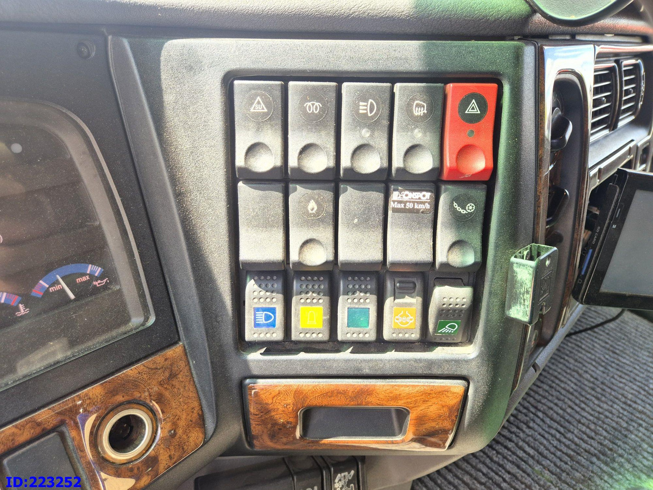 Cabeza tractora RENAULT Premium 420 6x2 Manual: foto 14