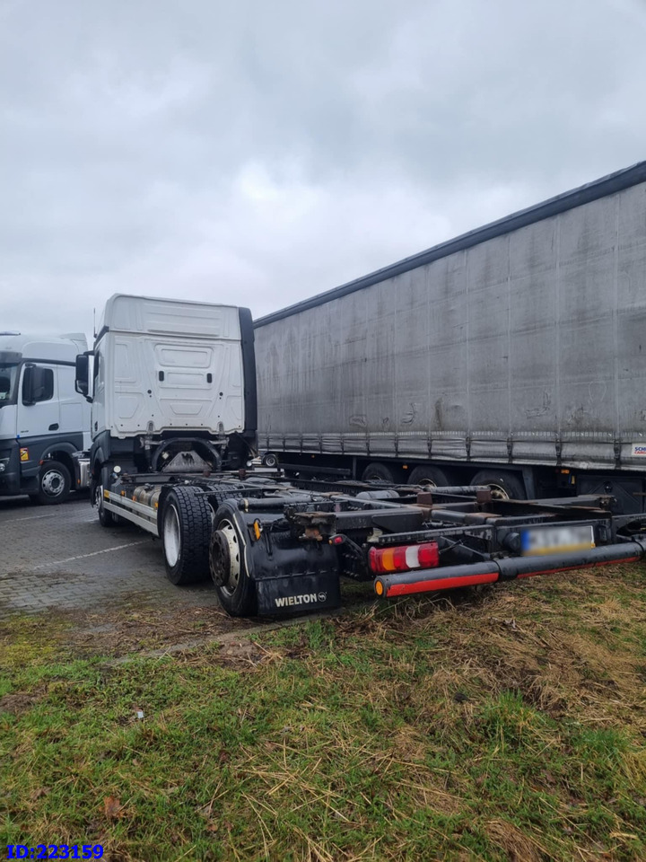 MERCEDES-BENZ Actros 2542 BDF 6x2  Euro6 - Camión chasis: foto 4 MERCEDES-BENZ Actros 2542 BDF 6x2  Euro6 - Camión chasis: foto 4