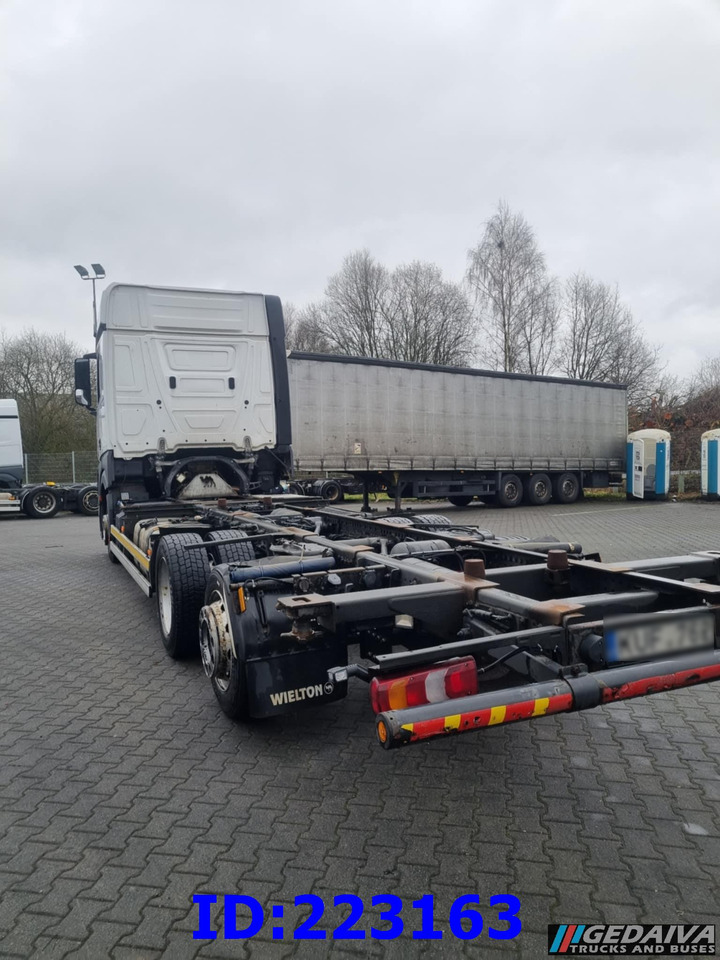 MERCEDES-BENZ Actros 2542 BDF 6x2 Euro6 - Camión chasis: foto 4 MERCEDES-BENZ Actros 2542 BDF 6x2 Euro6 - Camión chasis: foto 4
