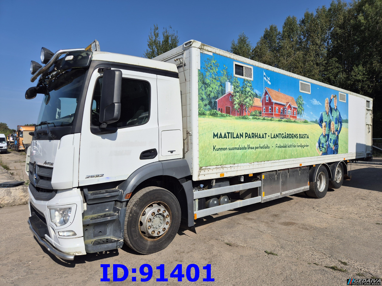 MERCEDES-BENZ Antos 2532 - 6x2 - Euro 6 - Animal transport - Camión transporte de ganado: foto 1 MERCEDES-BENZ Antos 2532 - 6x2 - Euro 6 - Animal transport - Camión transporte de ganado: foto 1