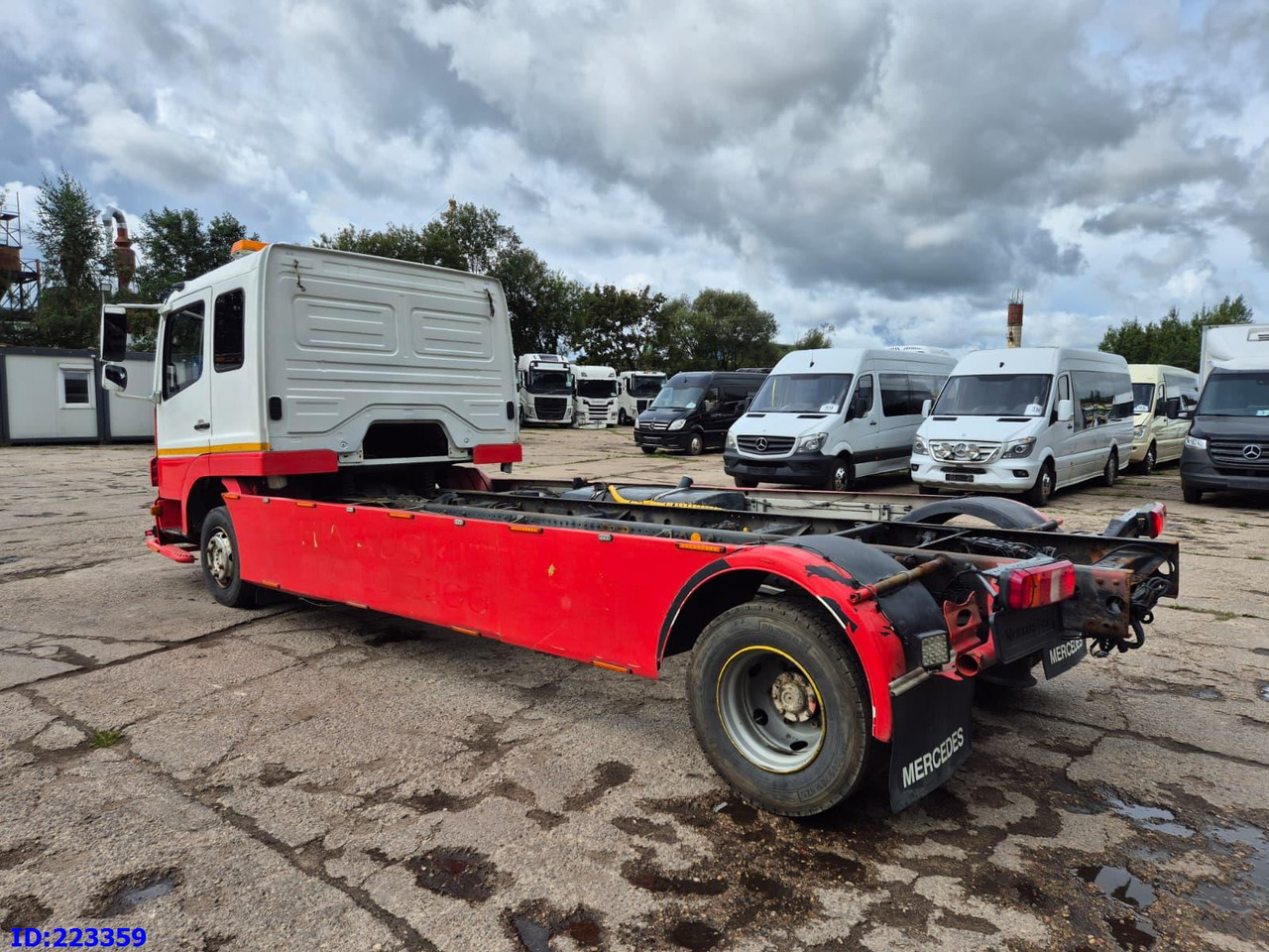 MERCEDES-BENZ Atego 1224 - Camión chasis: foto 5 MERCEDES-BENZ Atego 1224 - Camión chasis: foto 5