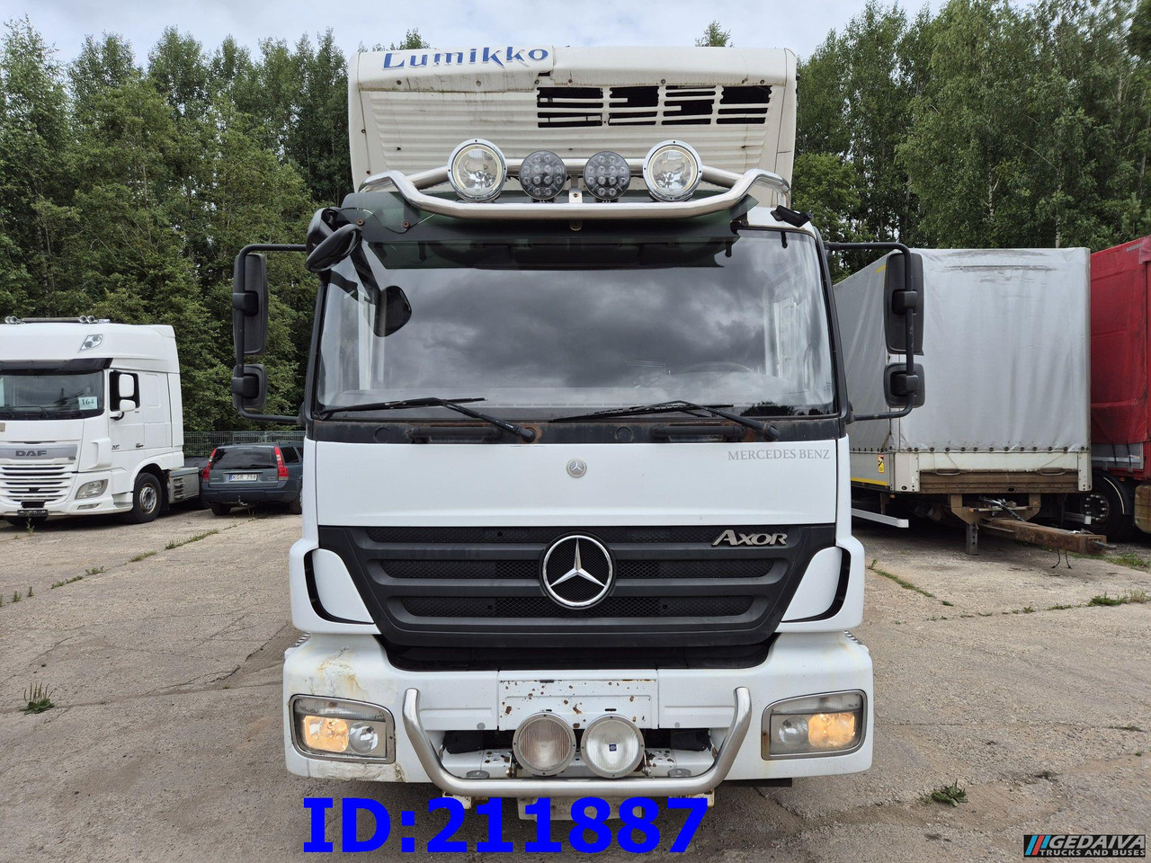 MERCEDES-BENZ Axor 1833 - Manual - Camión frigorífico: foto 2 MERCEDES-BENZ Axor 1833 - Manual - Camión frigorífico: foto 2