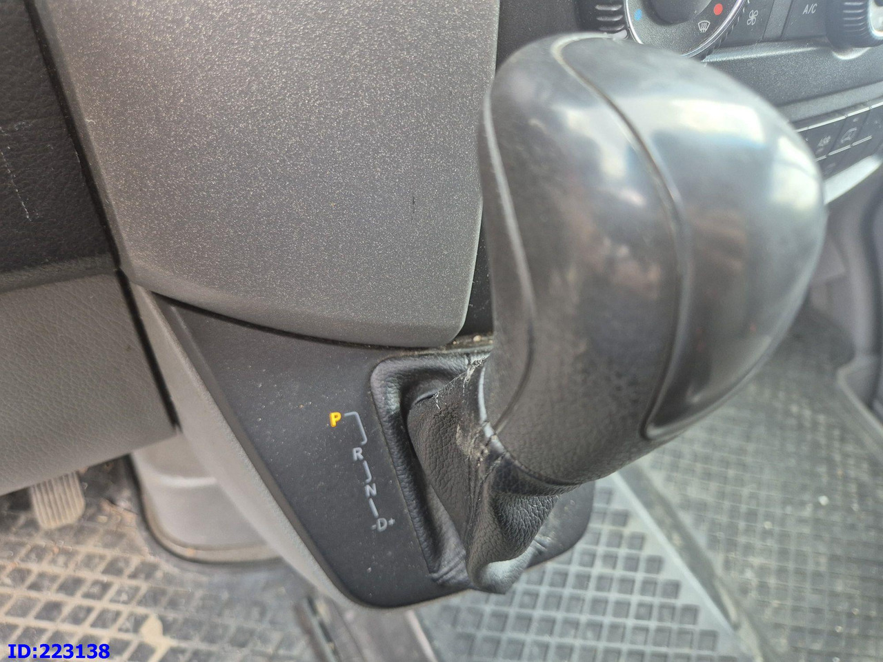 Minibús, Furgoneta de pasajeros MERCEDES-BENZ Sprinter 213 - Euro5: foto 12