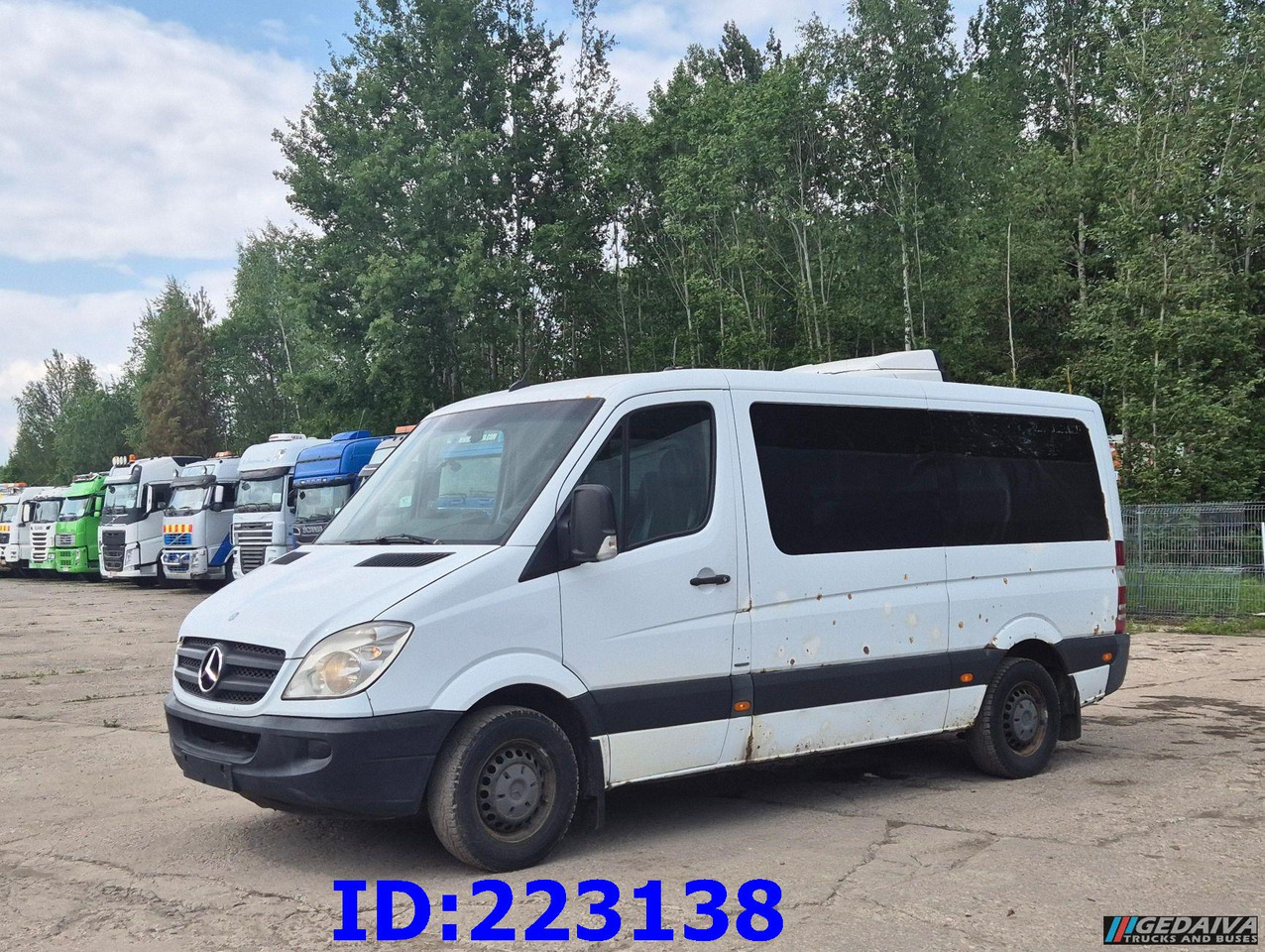 MERCEDES-BENZ Sprinter 213 - Euro5 - Autocar: foto 4 MERCEDES-BENZ Sprinter 213 - Euro5 - Autocar: foto 4