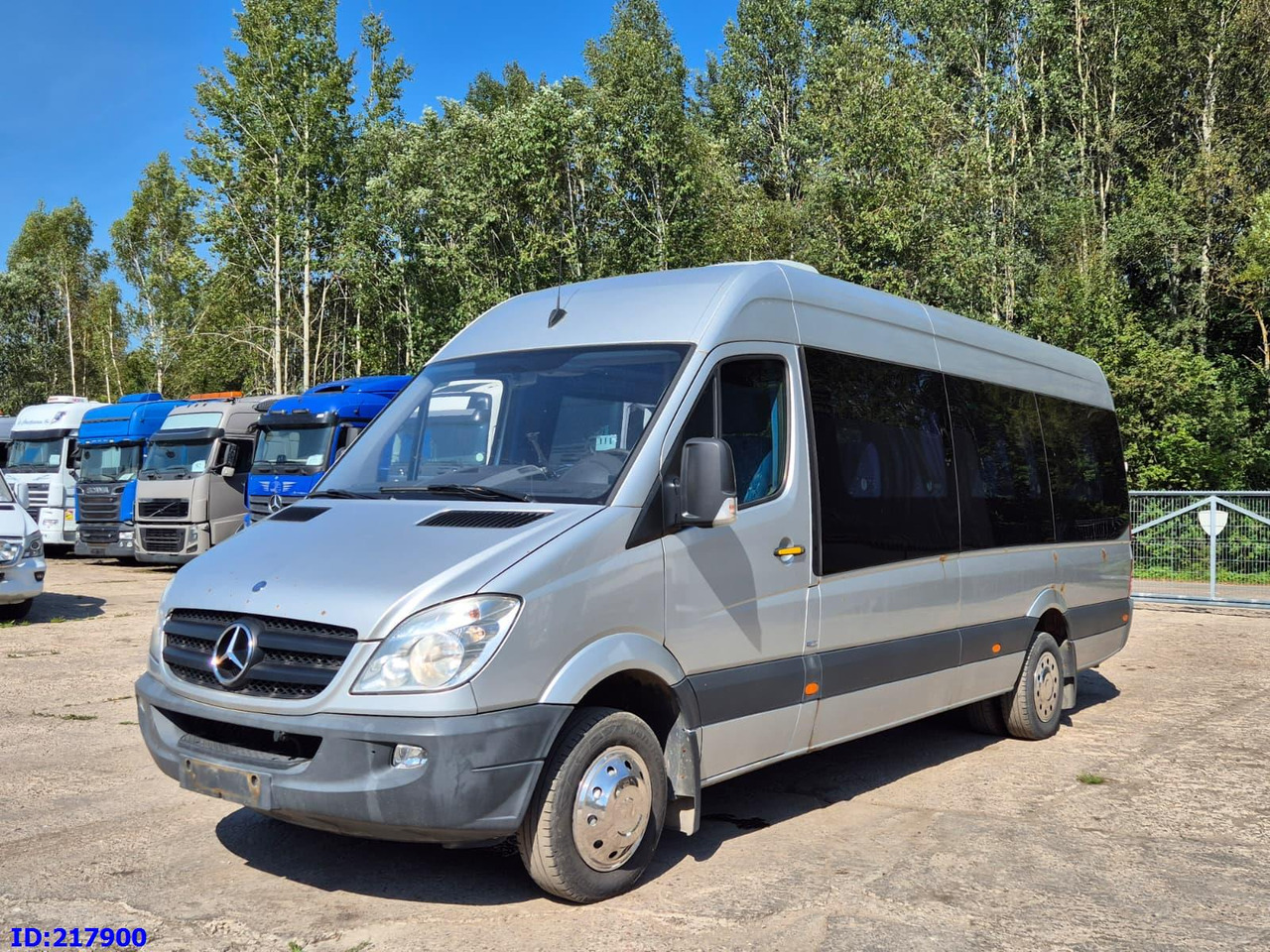 MERCEDES-BENZ Sprinter 516 - VIP -  17 places - Autocar: foto 1 MERCEDES-BENZ Sprinter 516 - VIP -  17 places - Autocar: foto 1