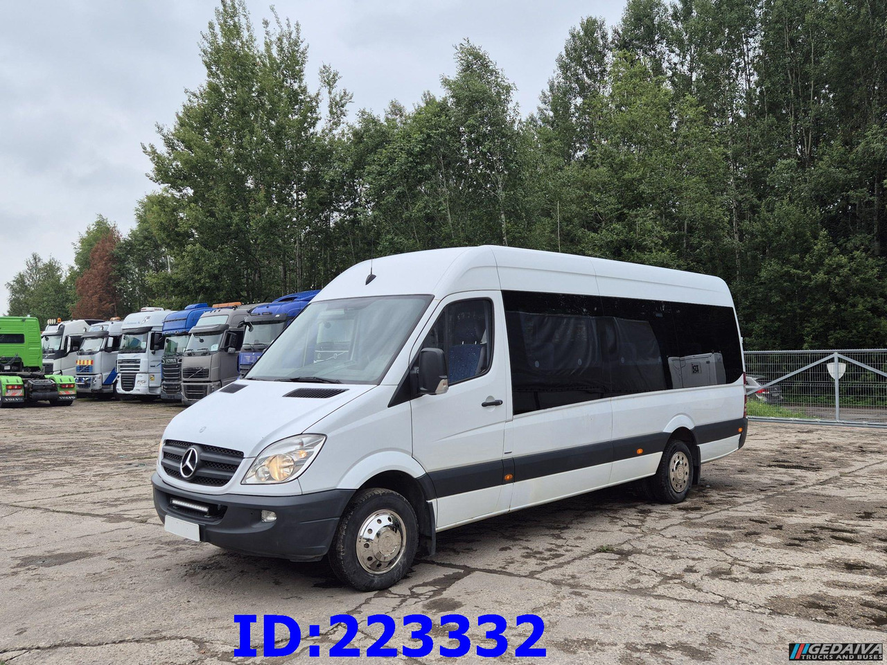 MERCEDES-BENZ Sprinter 516 VIP - 20 places - Autocar: foto 1 MERCEDES-BENZ Sprinter 516 VIP - 20 places - Autocar: foto 1
