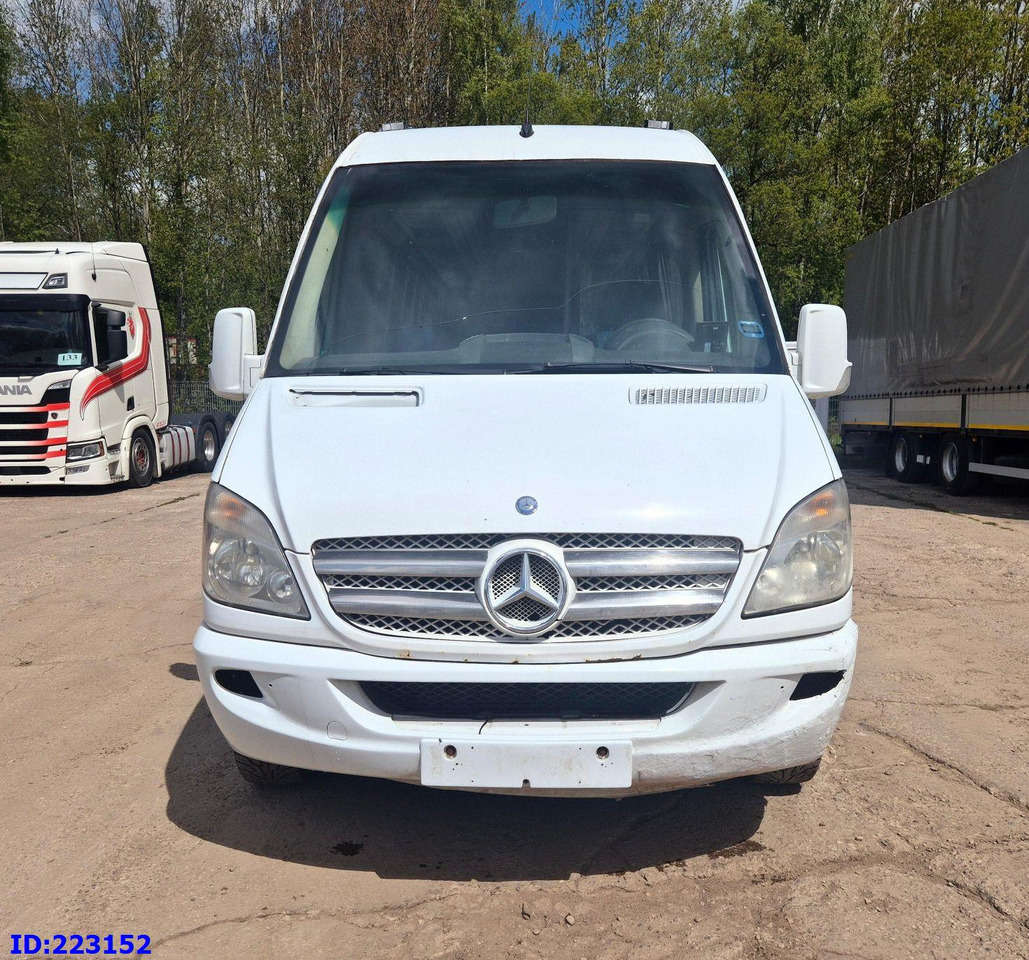 MERCEDES-BENZ Sprinter 518-VIP- 17 places - Minibús, Furgoneta de pasajeros: foto 2 MERCEDES-BENZ Sprinter 518-VIP- 17 places - Minibús, Furgoneta de pasajeros: foto 2