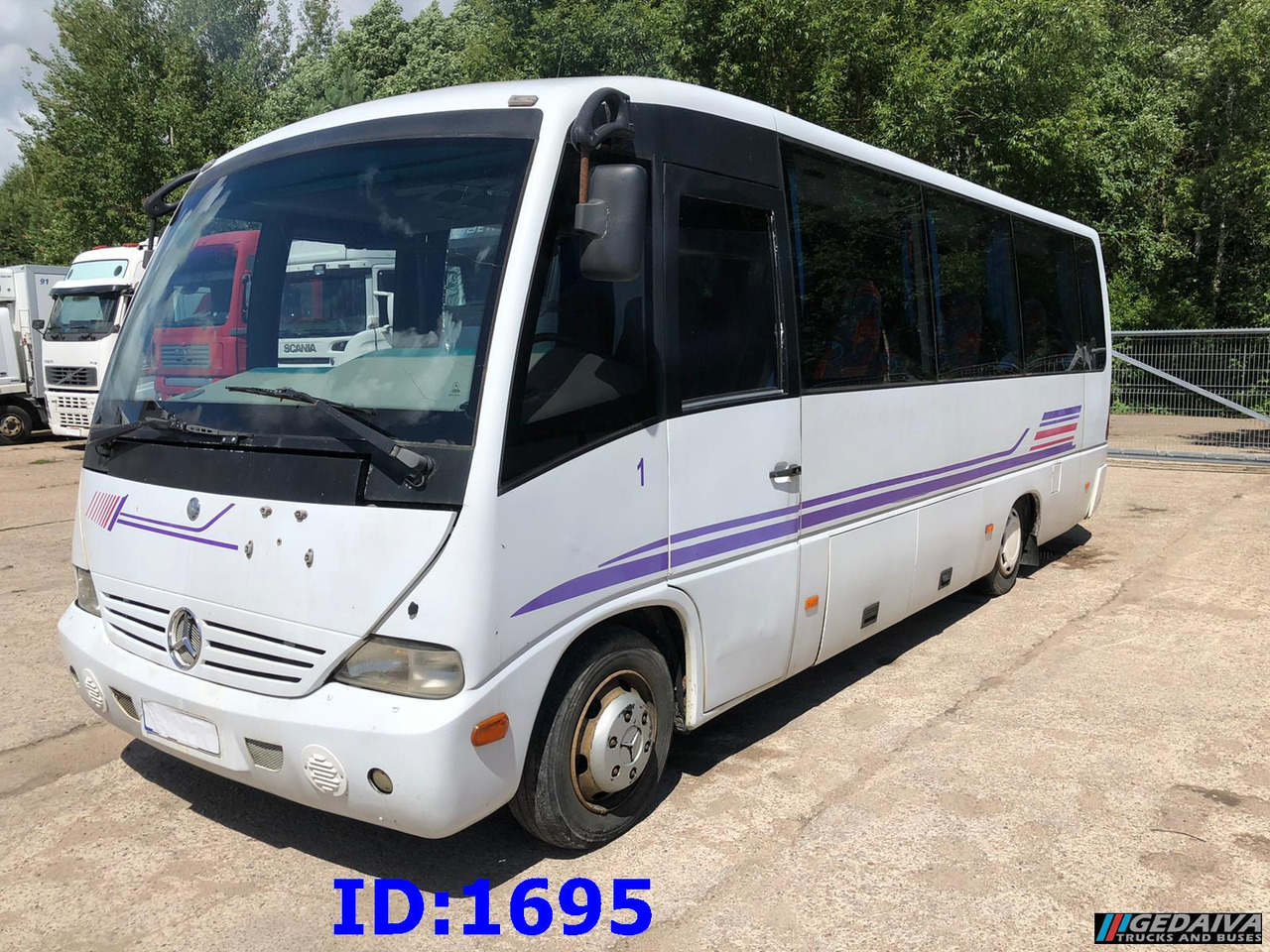 MERCEDES-BENZ Vario Medio 815 30-Seater - Autocar: foto 4 MERCEDES-BENZ Vario Medio 815 30-Seater - Autocar: foto 4
