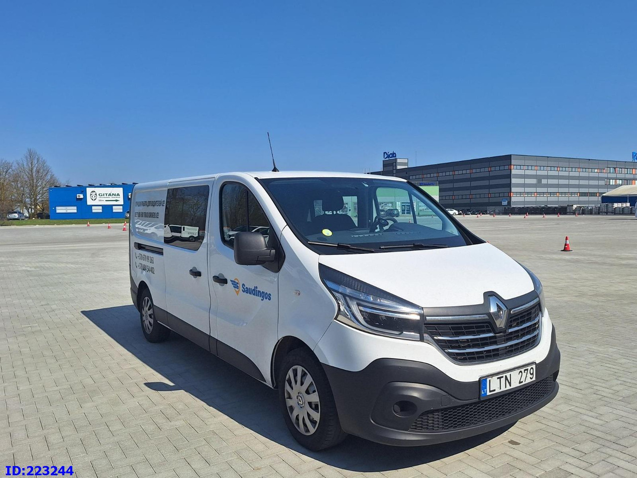 Furgoneta combi RENAULT Trafic (6pcs. available): foto 7 Furgoneta combi RENAULT Trafic (6pcs. available): foto 7