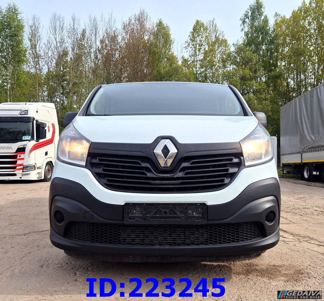 RENAULT Trafic Euro6 - Furgoneta combi: foto 2 RENAULT Trafic Euro6 - Furgoneta combi: foto 2