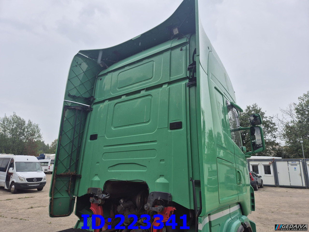 SCANIA R620 - 8x4 - Steering axle - Retarder - Camión chasis: foto 5 SCANIA R620 - 8x4 - Steering axle - Retarder - Camión chasis: foto 5