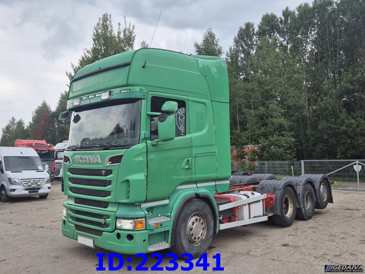 SCANIA R620 - 8x4 - Steering axle - Retarder - Camión chasis: foto 1 SCANIA R620 - 8x4 - Steering axle - Retarder - Camión chasis: foto 1