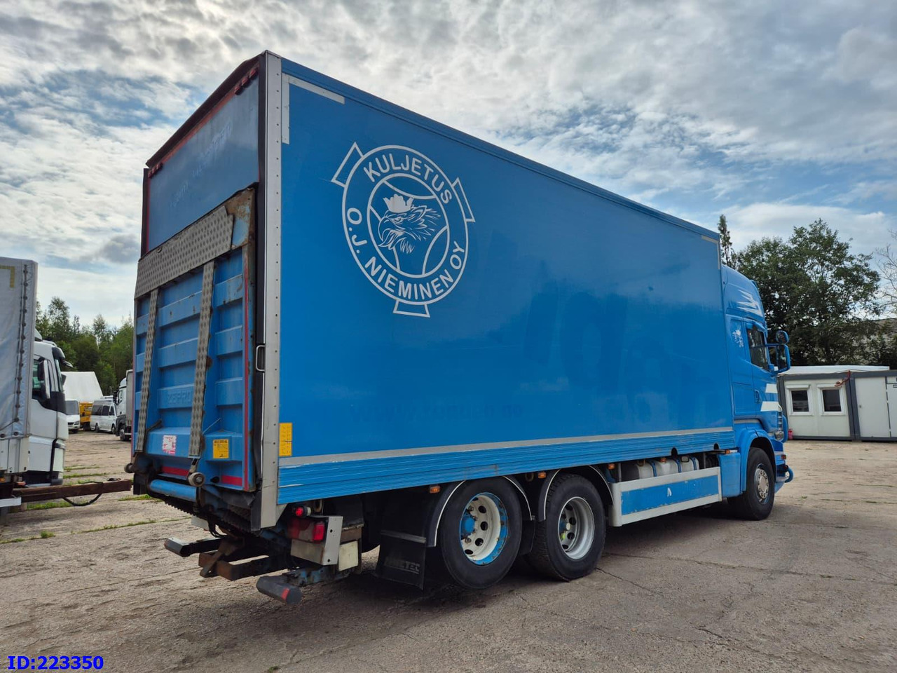 SCANIA R620 V8 RETARDER 6x2 - Camión isotérmico: foto 5 SCANIA R620 V8 RETARDER 6x2 - Camión isotérmico: foto 5
