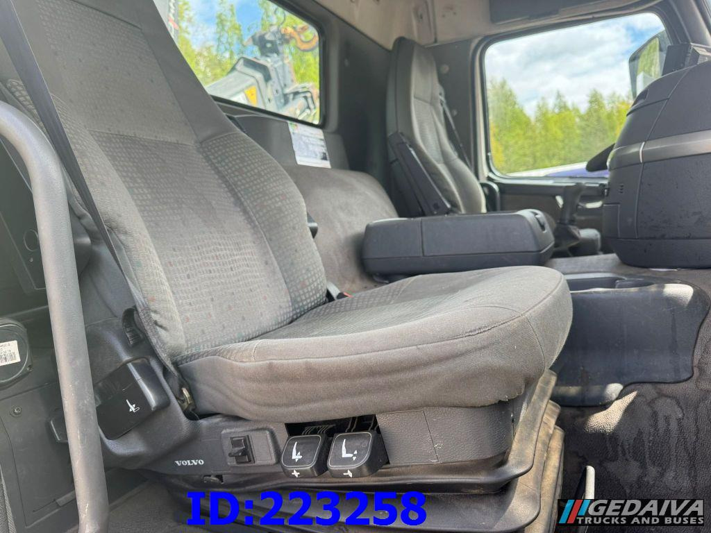 Camión caja abierta VOLVO 300HP 6x2 + HIAB 144B -3 CL: foto 17
