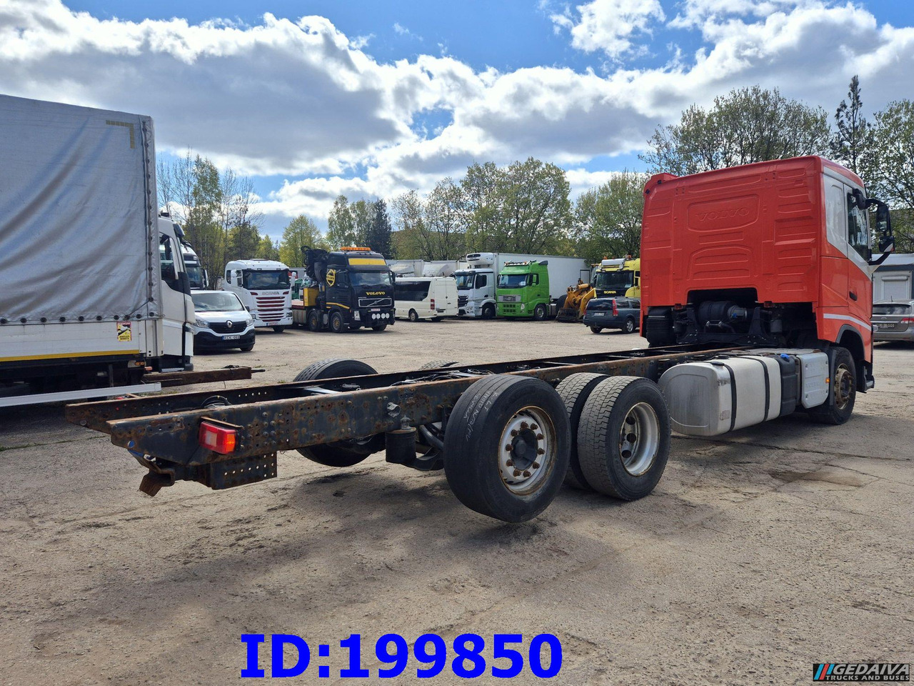 VOLVO FH13 540HP 6x2 Euro6 - Camión chasis: foto 4 VOLVO FH13 540HP 6x2 Euro6 - Camión chasis: foto 4