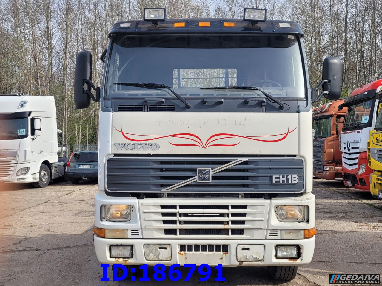 VOLVO FH16 520HP - 6X2 - Camión caja abierta: foto 2 VOLVO FH16 520HP - 6X2 - Camión caja abierta: foto 2