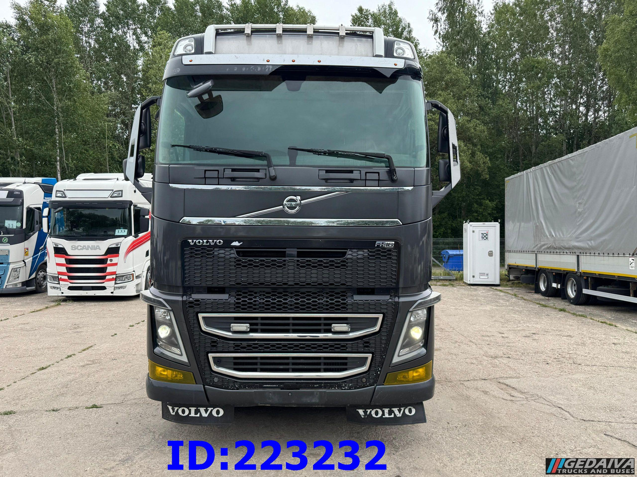VOLVO FH16 700HP 8X4 Big Axles - Camión chasis: foto 2 VOLVO FH16 700HP 8X4 Big Axles - Camión chasis: foto 2