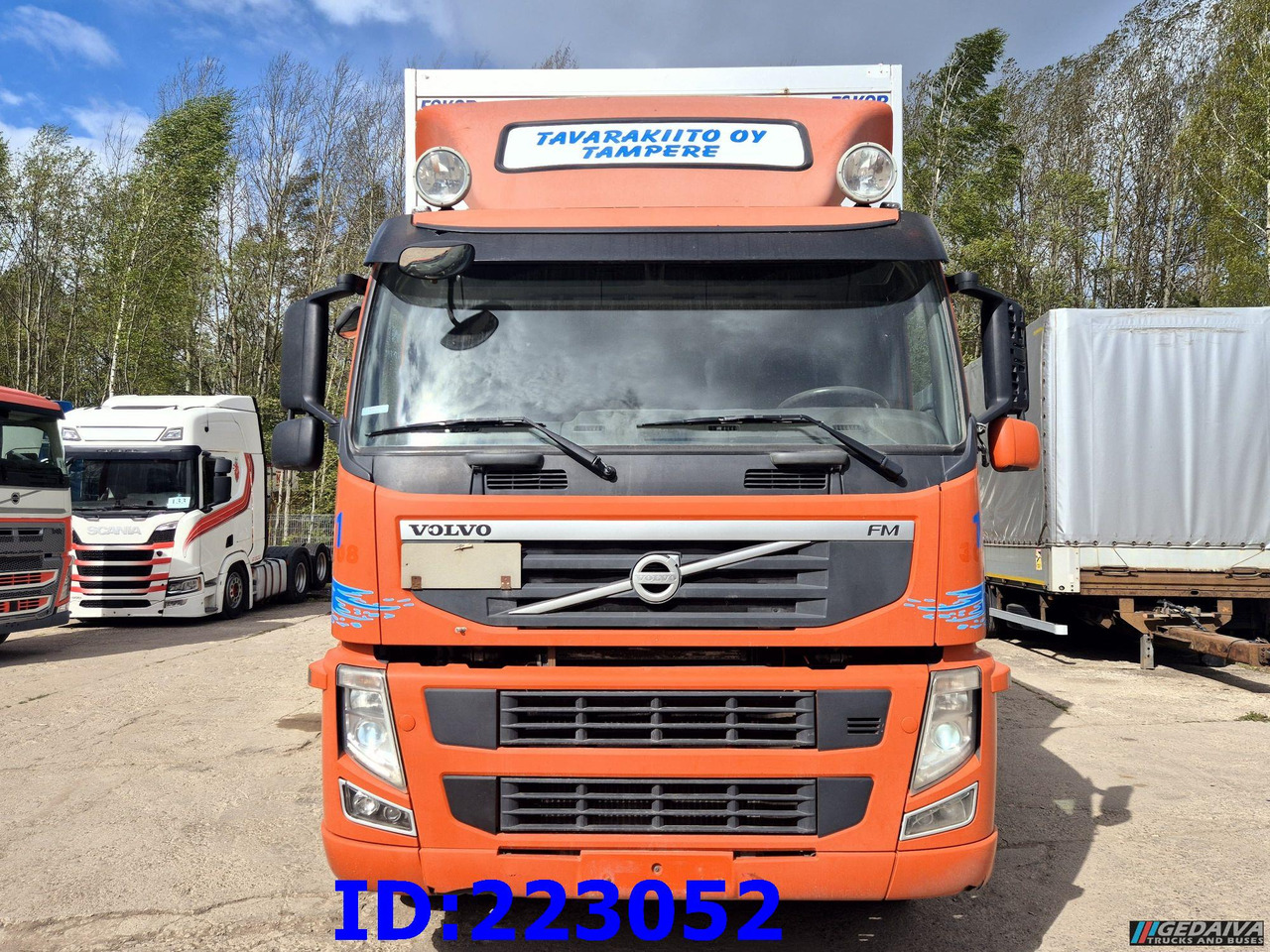VOLVO FM11 450HP 6x2 Euro5 - Camión caja cerrada: foto 2 VOLVO FM11 450HP 6x2 Euro5 - Camión caja cerrada: foto 2