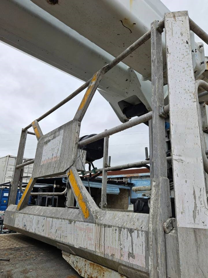 Camión con plataforma elevadora CTE CTE B LIFT 390 HR: foto 8