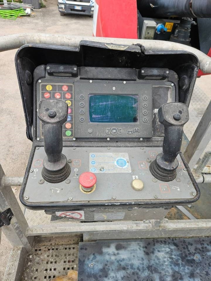 Camión con plataforma elevadora CTE CTE B LIFT 390 HR: foto 17