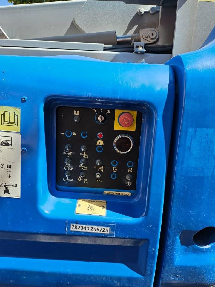Plataforma articulada Genie Z 45/25 J DC: foto 9