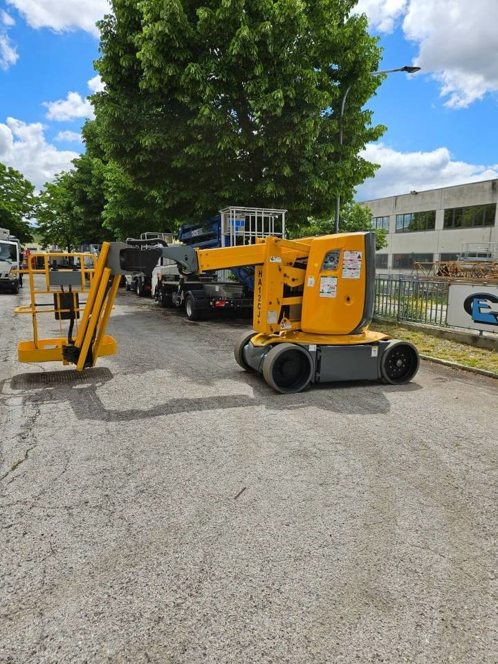 Leasing de Haulotte HA 12 CJ+  Haulotte HA 12 CJ+: foto 13