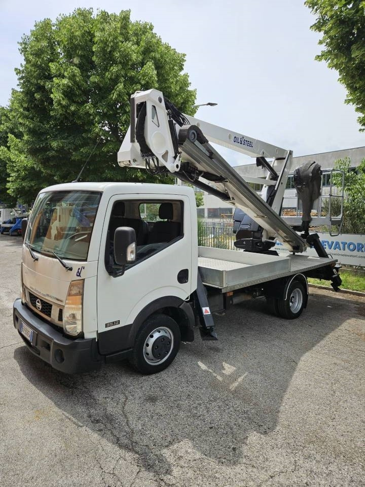 Oil & Steel Snake 21.12  - Camión con plataforma elevadora: foto 1 Oil & Steel Snake 21.12  - Camión con plataforma elevadora: foto 1