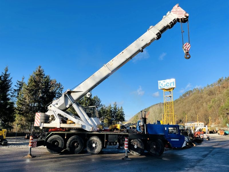 Demag HC200 (3384) - Autogrúa: foto 3 Demag HC200 (3384) - Autogrúa: foto 3
