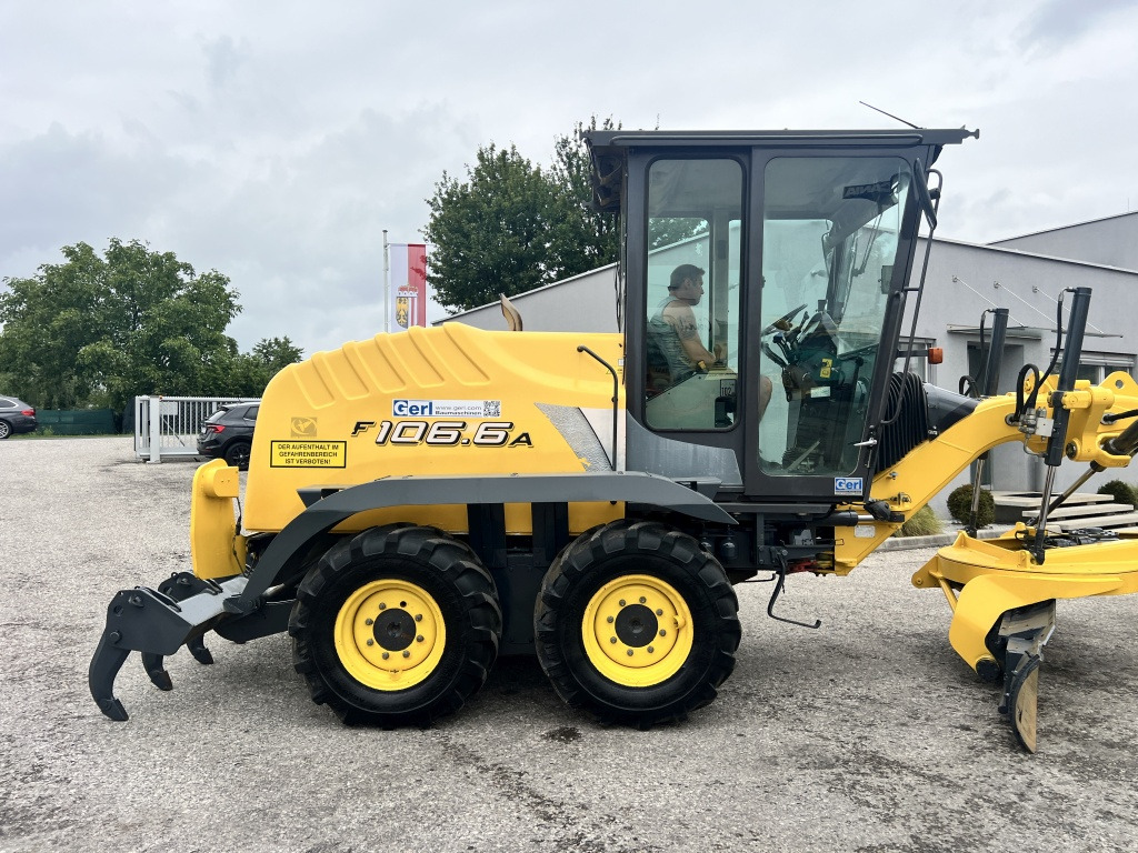 Grader New Holland F 106.6 A (111602): foto 6