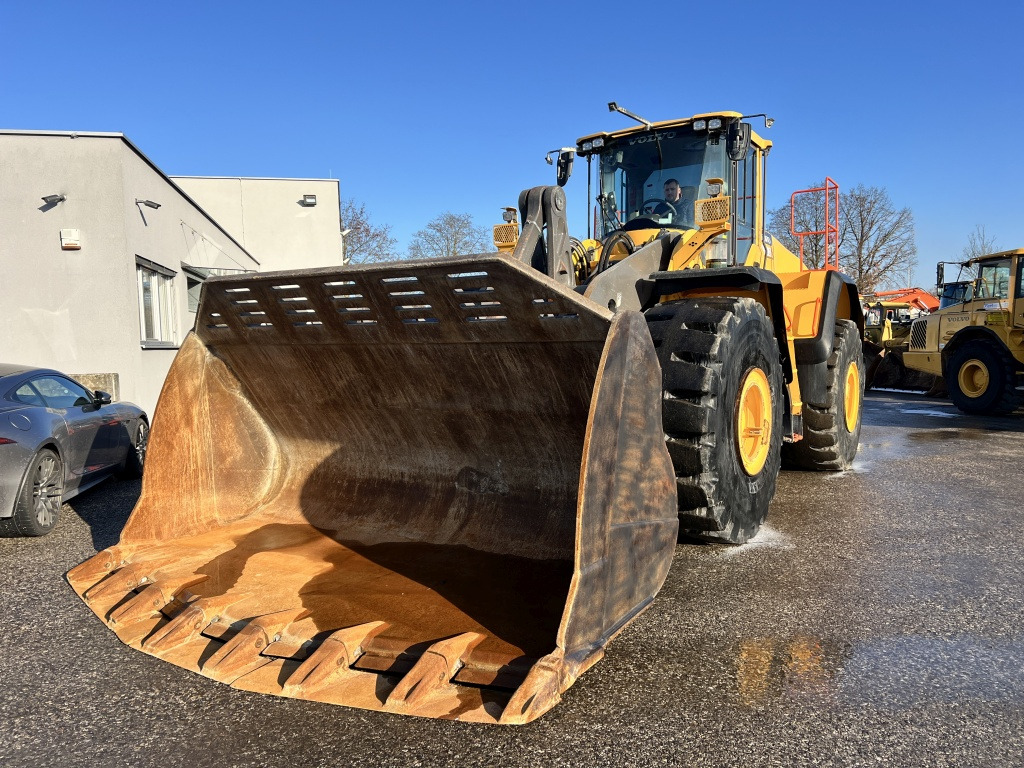 Volvo L 220 H (111448) - Cargadora de ruedas: foto 3 Volvo L 220 H (111448) - Cargadora de ruedas: foto 3