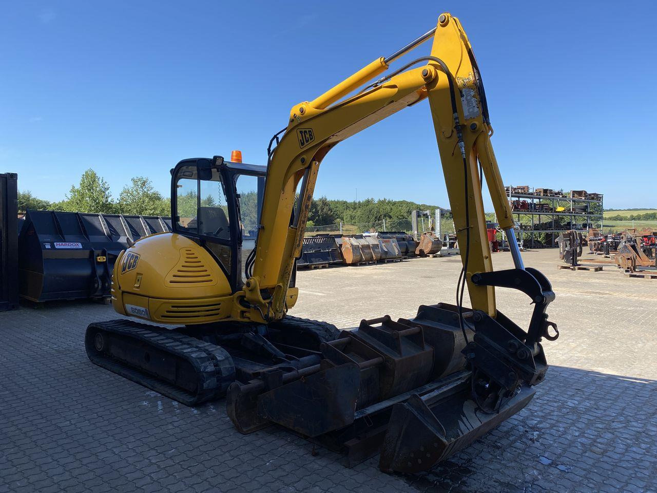 JCB 8060 - Miniexcavadora: foto 5 JCB 8060 - Miniexcavadora: foto 5