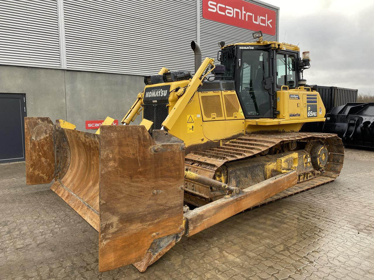 Komatsu D65PXI-18EO - Bulldozer: foto 1 Komatsu D65PXI-18EO - Bulldozer: foto 1