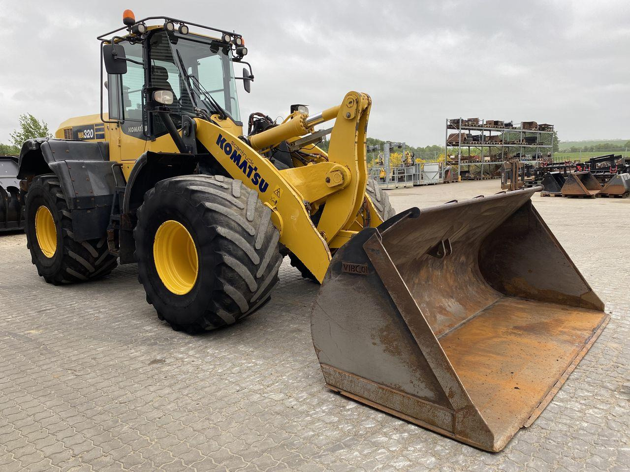 Komatsu WA320-7 - Cargadora de ruedas: foto 5 Komatsu WA320-7 - Cargadora de ruedas: foto 5