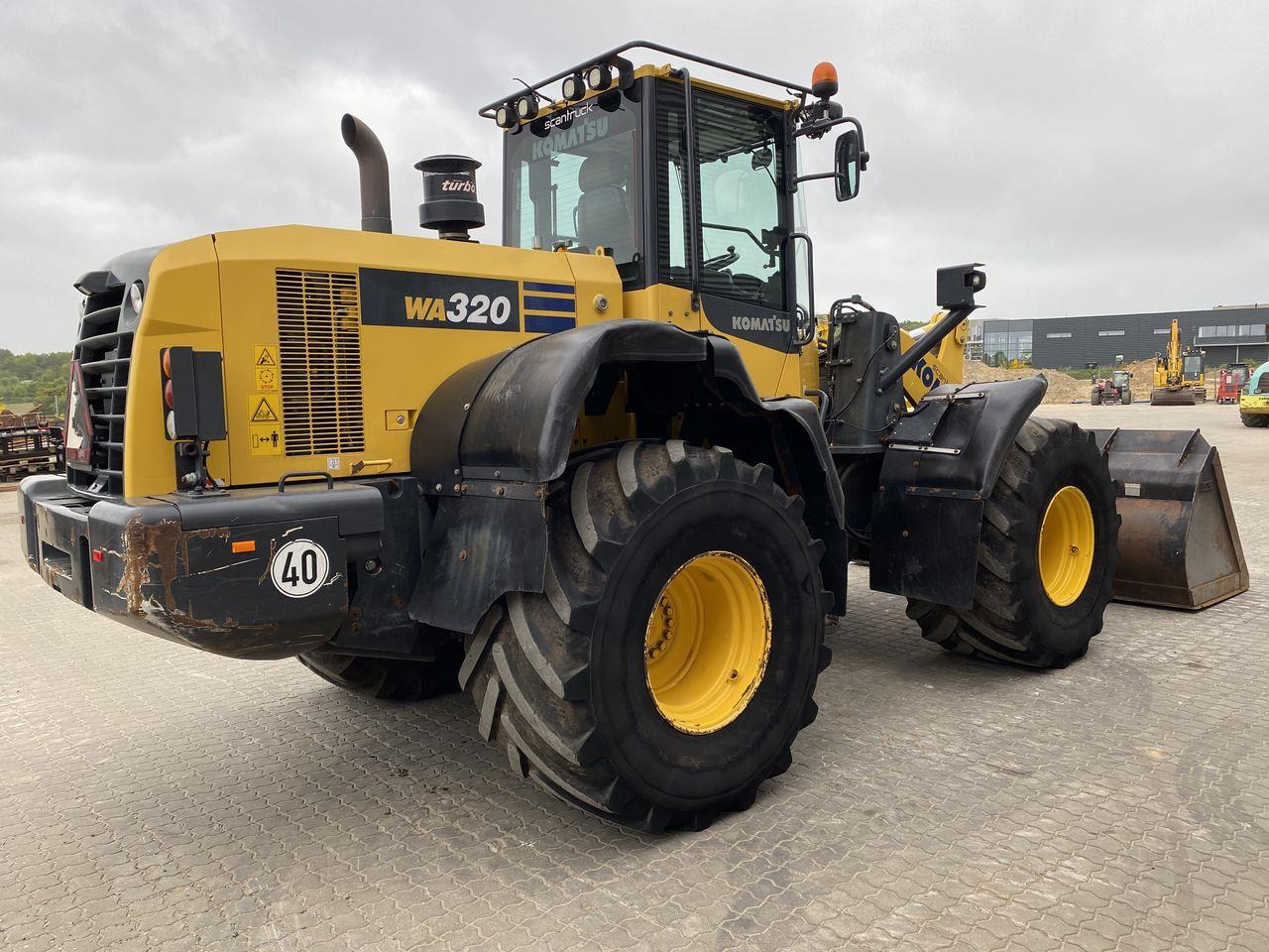 Komatsu WA320-7 - Cargadora de ruedas: foto 4 Komatsu WA320-7 - Cargadora de ruedas: foto 4
