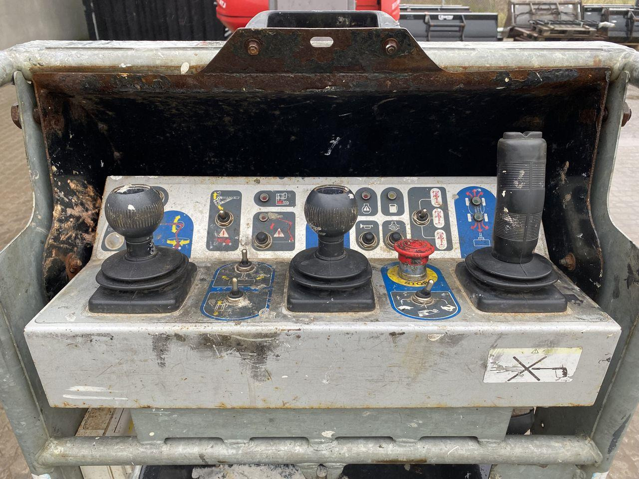 Manitou 200ATJ RC - Plataforma articulada: foto 3 Manitou 200ATJ RC - Plataforma articulada: foto 3