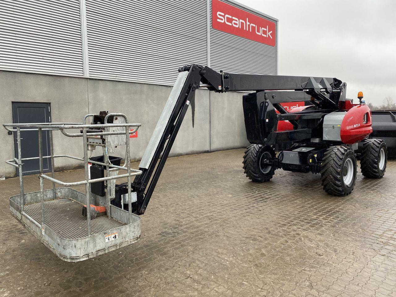 Manitou 200ATJ RC - Plataforma articulada: foto 1 Manitou 200ATJ RC - Plataforma articulada: foto 1