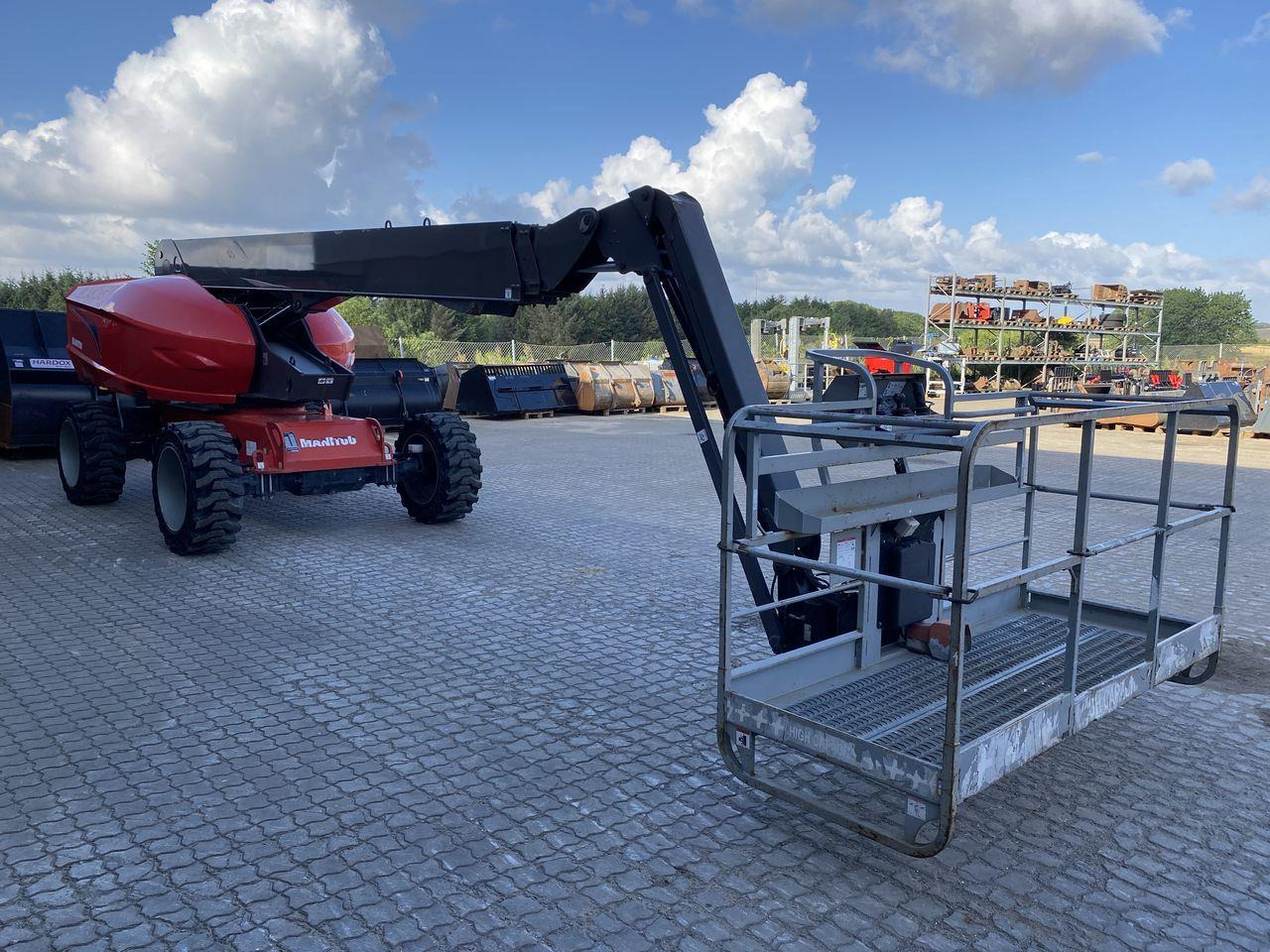 Manitou 220TJ+ - Plataforma telescopica: foto 5 Manitou 220TJ+ - Plataforma telescopica: foto 5
