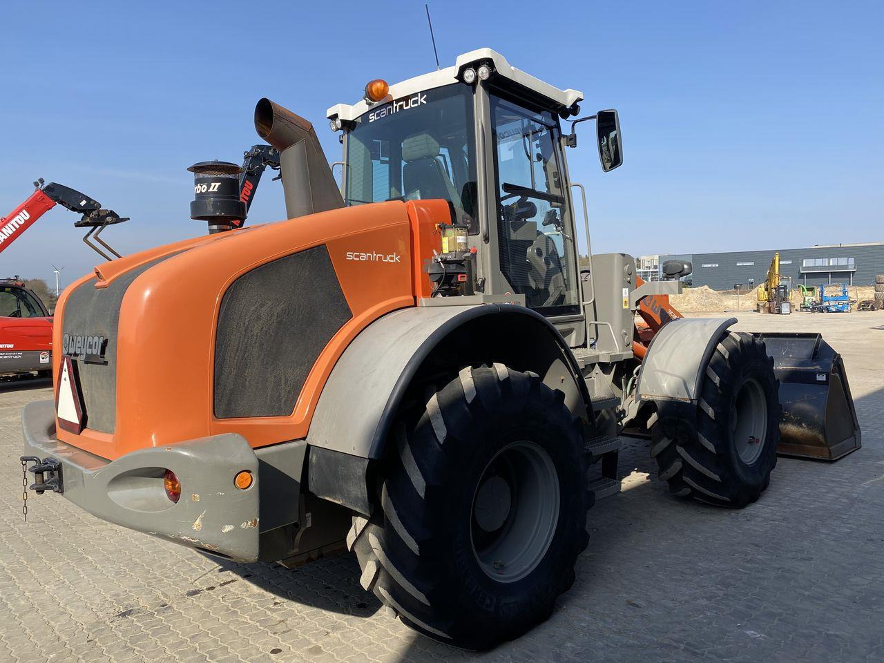 Weycor AR250e - Cargadora de ruedas: foto 4 Weycor AR250e - Cargadora de ruedas: foto 4