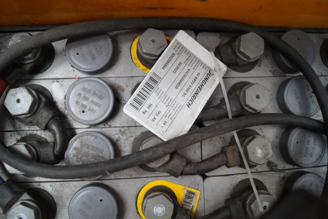 Apilador Jungheinrich EJD118: foto 6 Apilador Jungheinrich EJD118: foto 6