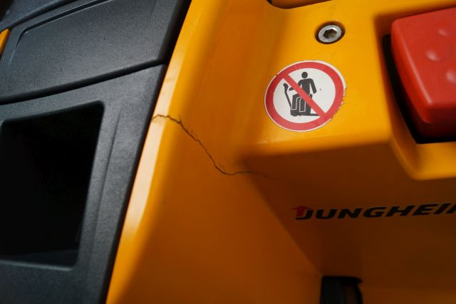 Jungheinrich EJD220 - Apilador: foto 5 Jungheinrich EJD220 - Apilador: foto 5