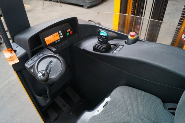 Jungheinrich ETV216 - Retráctil: foto 3 Jungheinrich ETV216 - Retráctil: foto 3