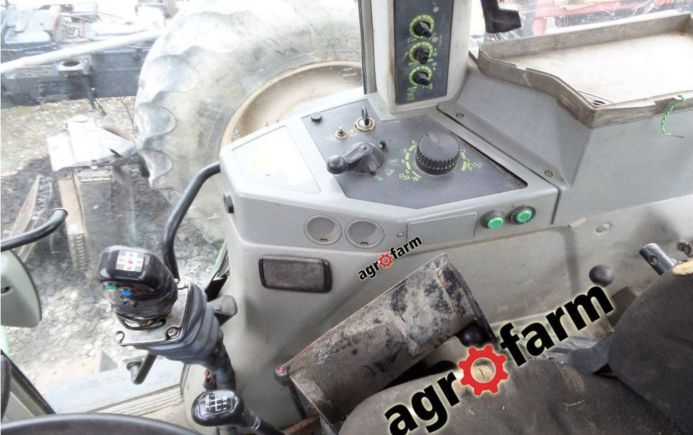 Fendt części używane 309 C 308 307 Ci silnik wał skrzynia most oś podnośnik zwolnica tryb obudowa - Caja de cambios para Maquinaria agrícola: foto 3 Fendt części używane 309 C 308 307 Ci silnik wał skrzynia most oś podnośnik zwolnica tryb obudowa - Caja de cambios para Maquinaria agrícola: foto 3
