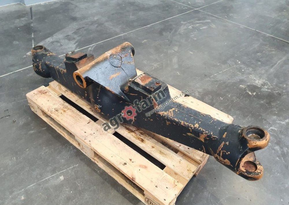 OBUDOWA MOSTU CASE 7110 7120 7130 7140 070CJ147 - Transmisión: foto 1 OBUDOWA MOSTU CASE 7110 7120 7130 7140 070CJ147 - Transmisión: foto 1